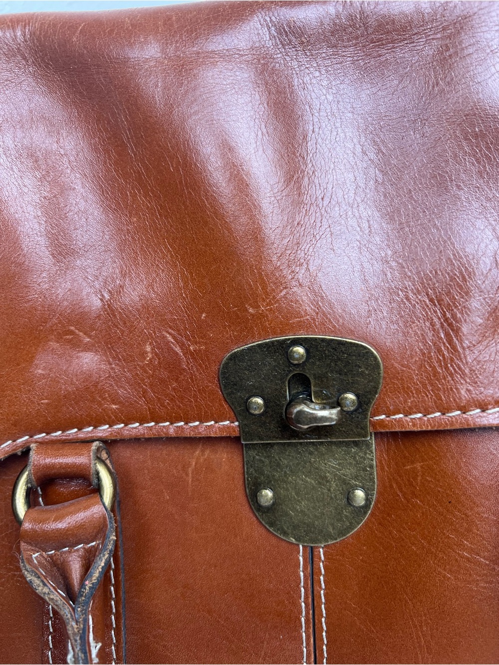 Patricia Nash Vienna Chestnut Brown Leather Satchel with Brass Twist Lock - Picture 3 of 12